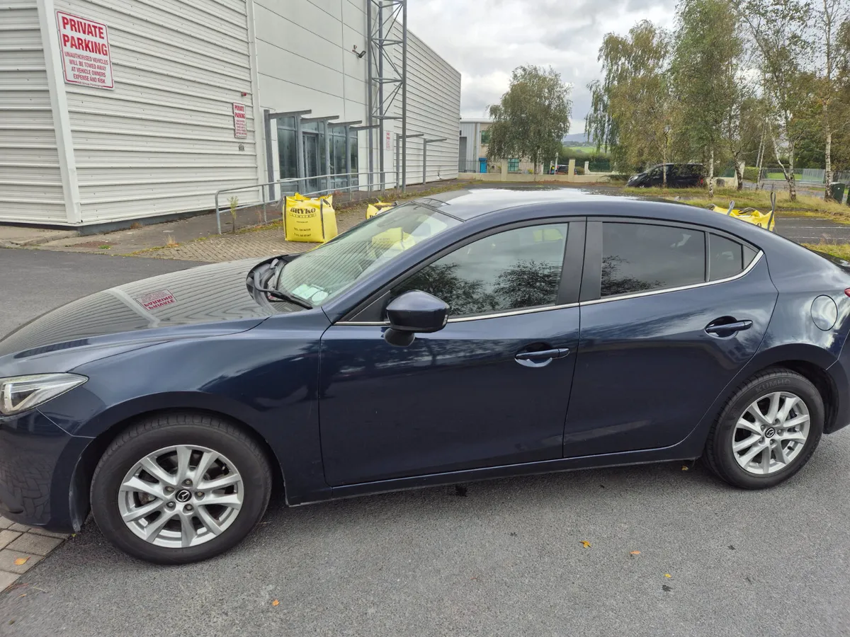 Mazda 3 Diesel 2.2. Mazda Service History. - Image 3