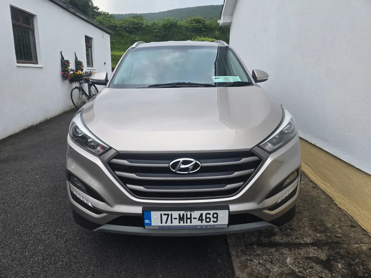 Hyundai Tucson Executive  Full Leather 2017 - Image 3
