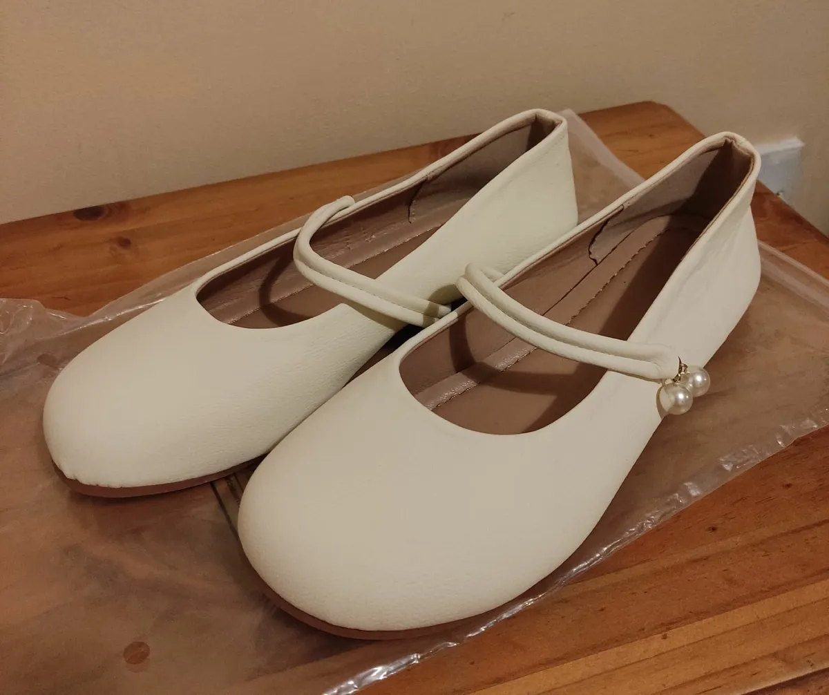 Women's Mary Jane Flat Shoes NEW - Image 1