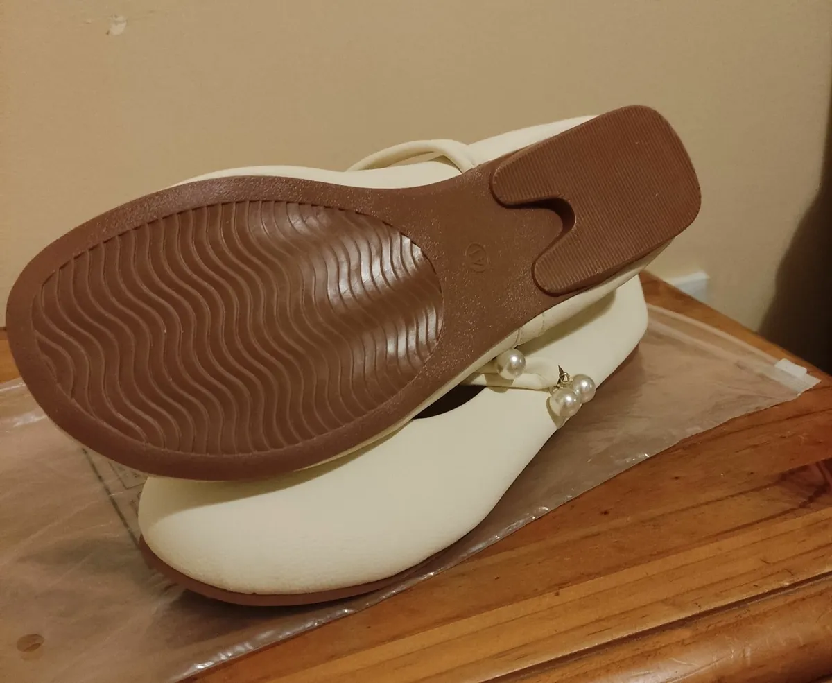Women's Mary Jane Flat Shoes NEW - Image 4