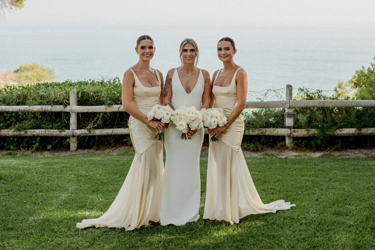 Wedding dress - Image 3