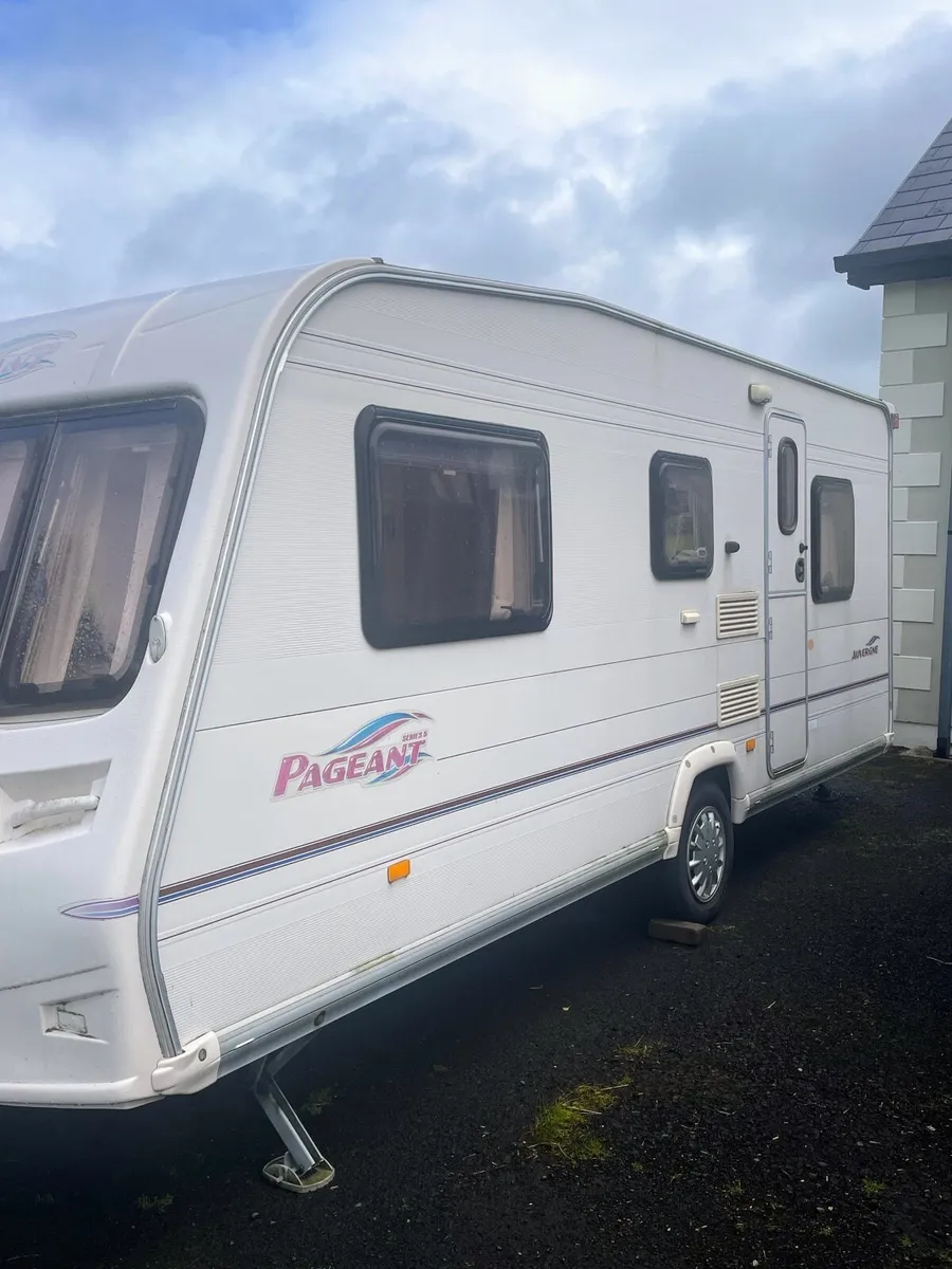 Caravan - Image 1
