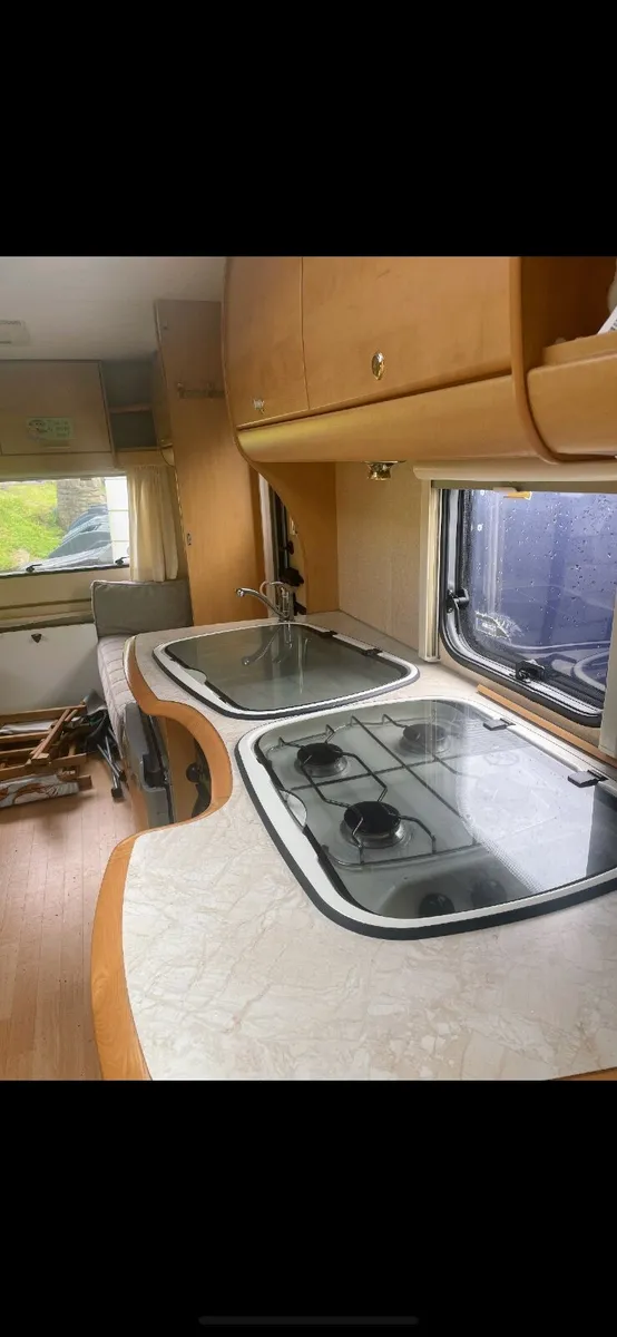 Caravan - Image 2