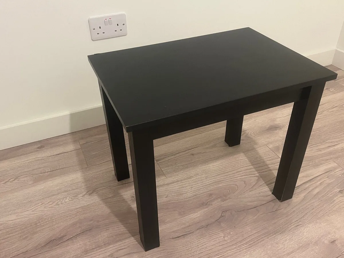 Black side table - Image 4