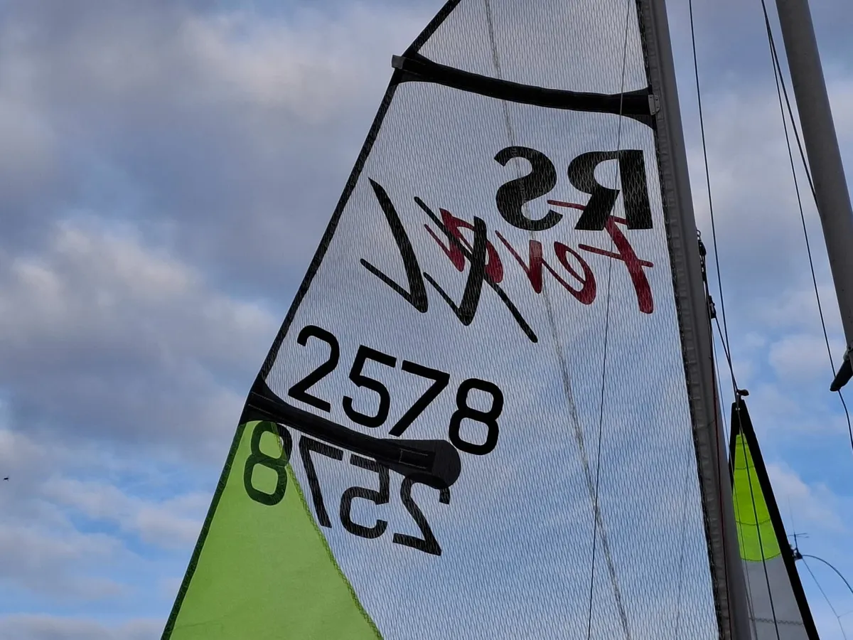 Sailing Dinghy - Image 3