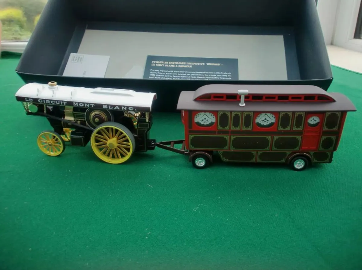 Corgi, Fowler carnival Showman's set - Image 2