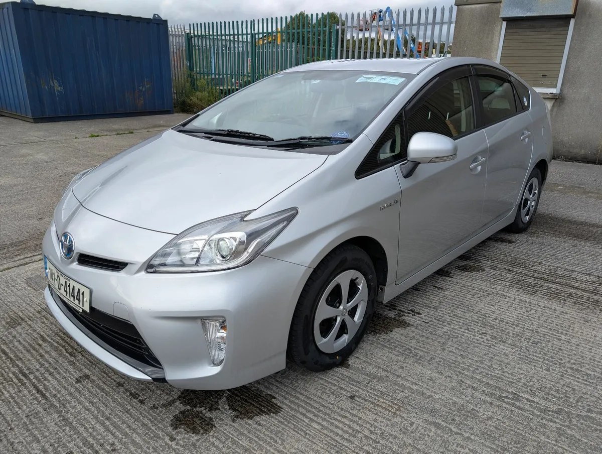 Toyota Prius 2014 - Image 1