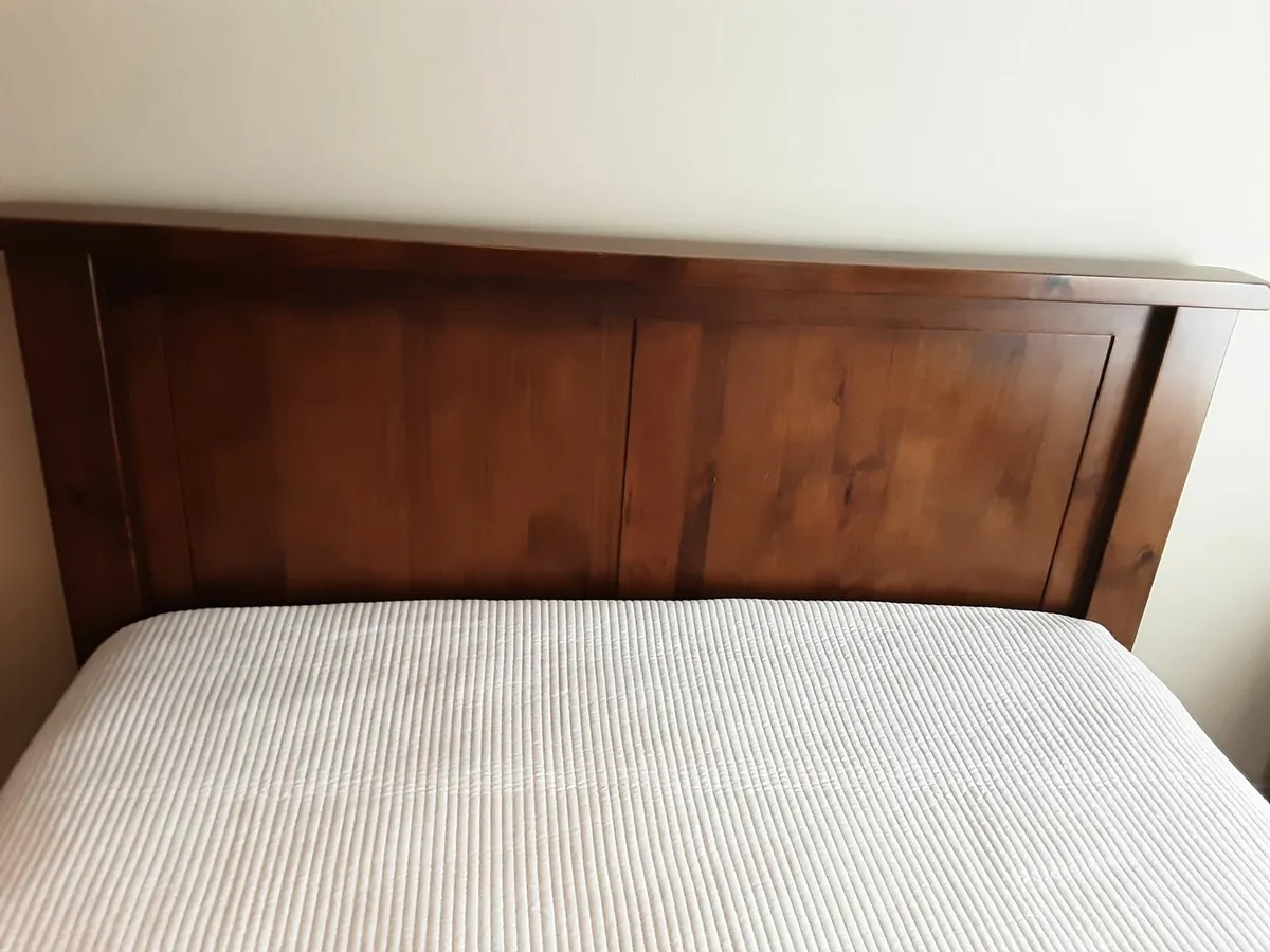 King Size (5 ft) Solid Dark Gloss Wood Bed Frame - Image 3