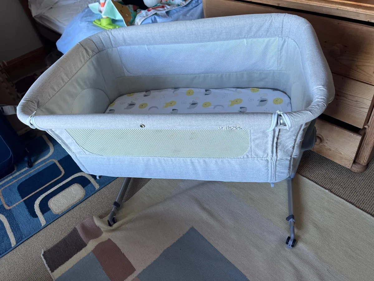 Unilove Hug Me Plus Side Sleeper Cot - Image 1