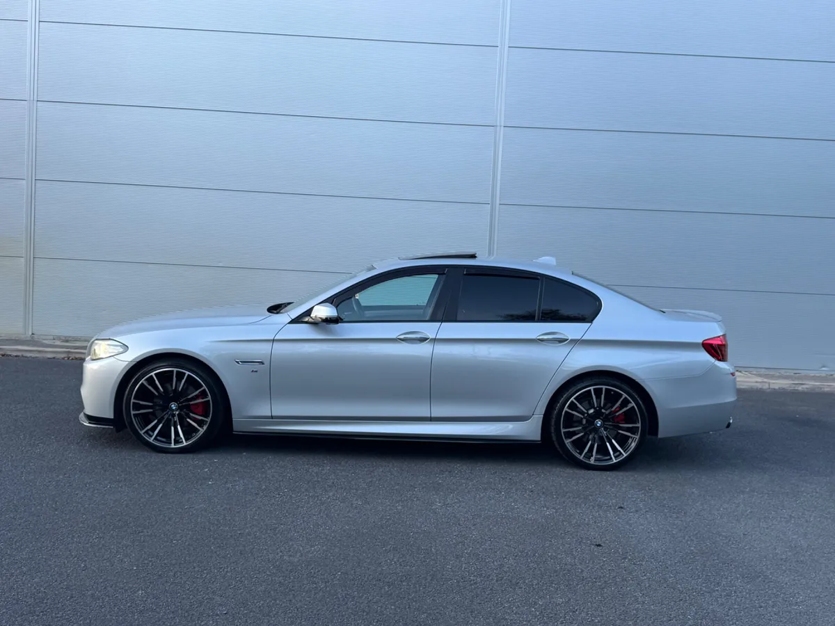 BMW 5-Series 2015 m sport auto - Image 2