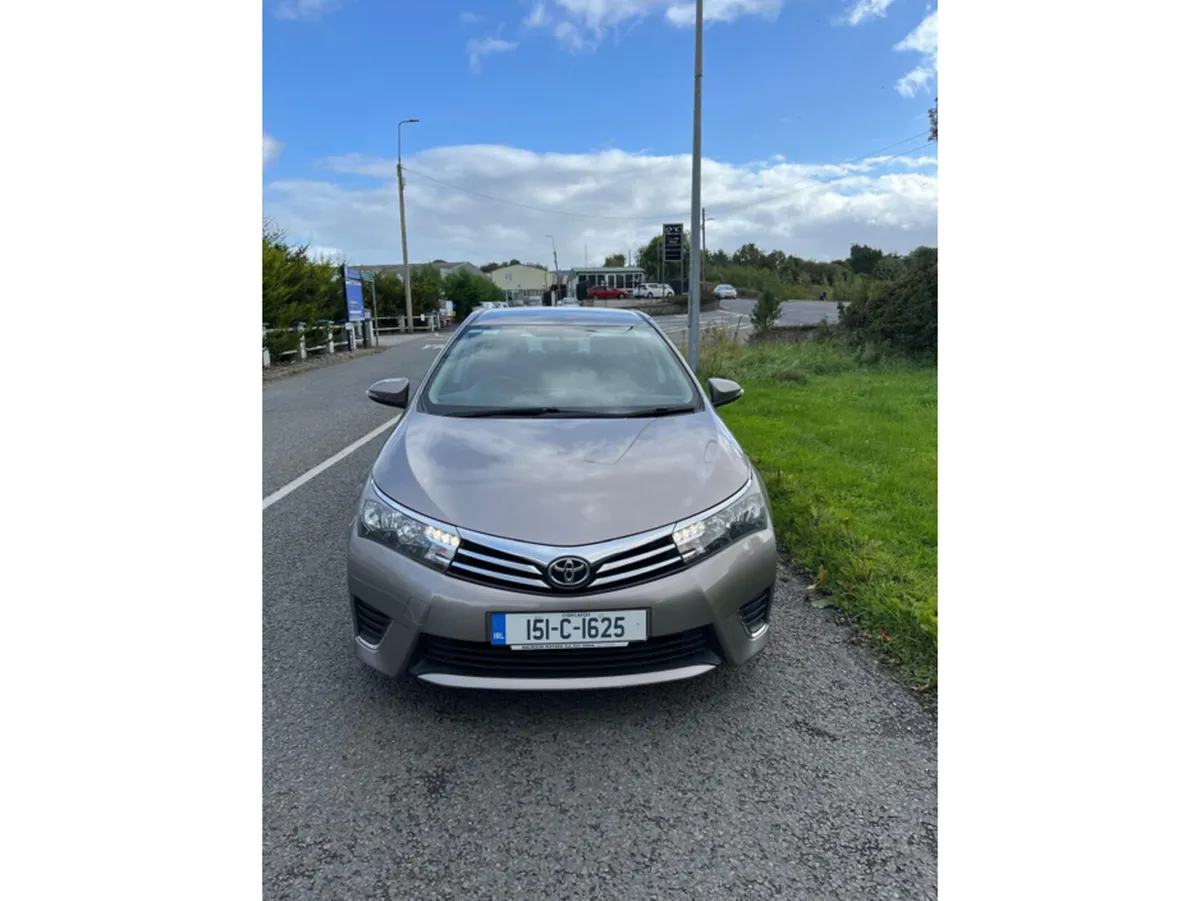 Toyota Corolla 1.4 D-4D TERRA 4DR - Image 2