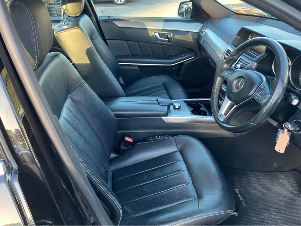 Mercedes-Benz E-Class E SERIES BLUETEC SE 4DR AUTO - Image 4