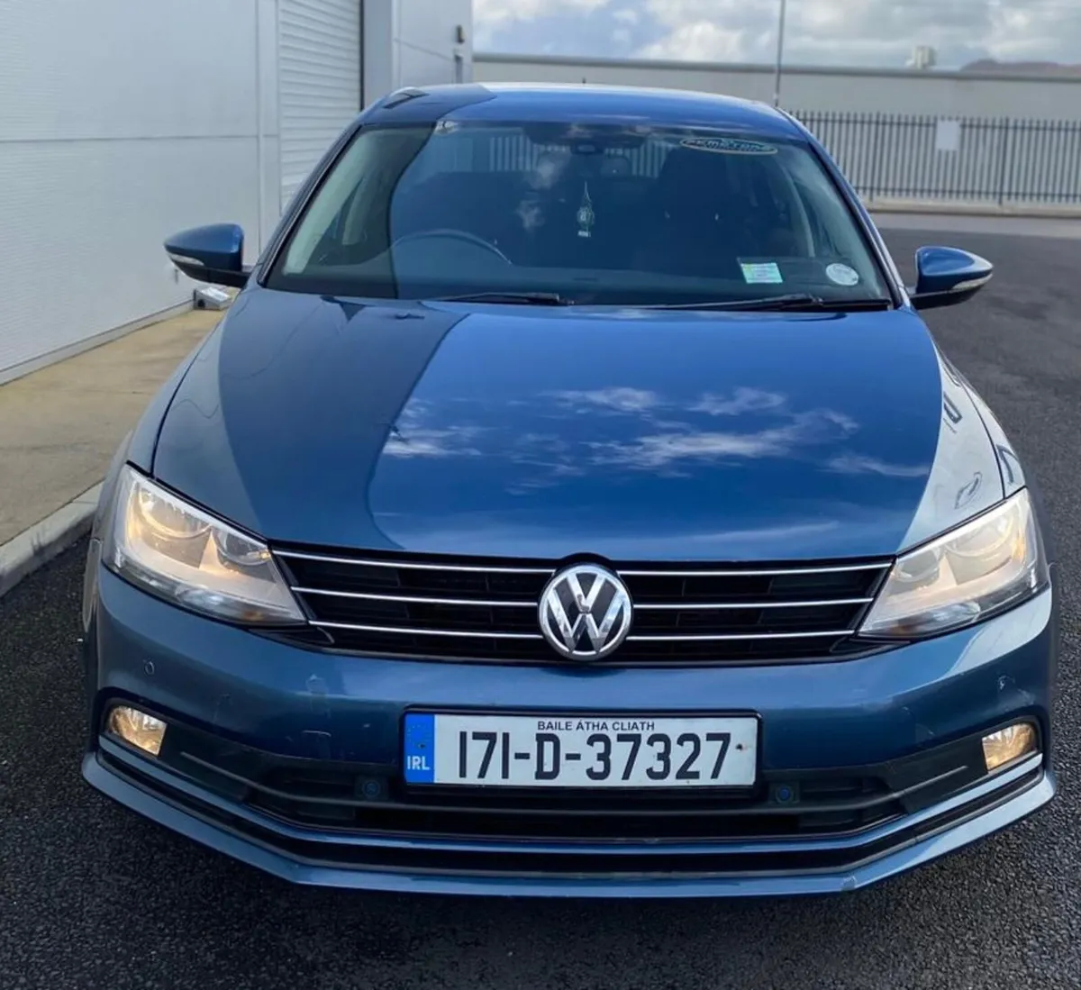 Volkswagen Jetta 2017 2.0 tdi - Image 3