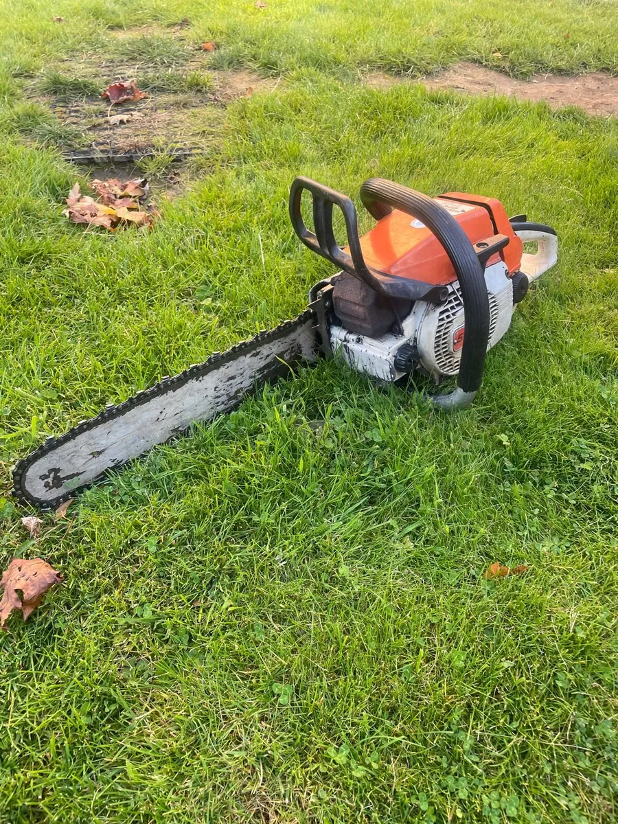 Stihl 024 chainsaw wood boss - Image 1