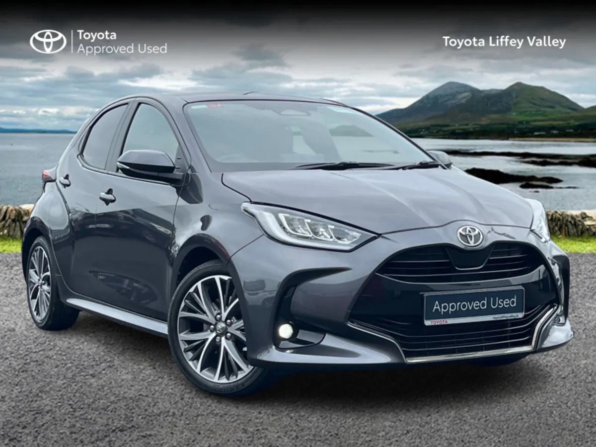 Toyota Yaris YARIS HYBRID 1.5 PLATINUM - Image 1