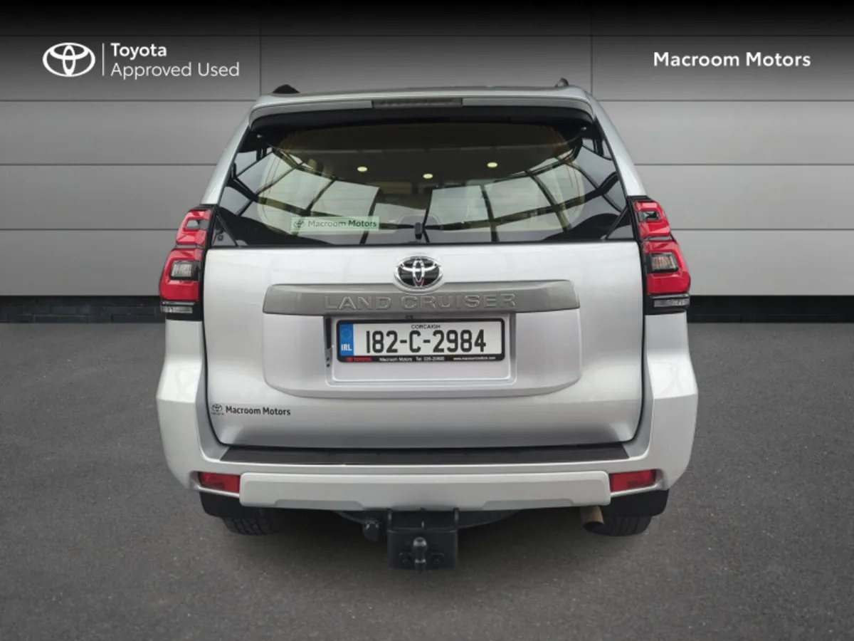 Toyota Land Cruiser 2.8 - Image 4