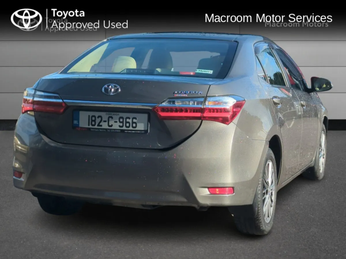 Toyota Corolla COROLLA 1.33 LUNA SPORT - Image 2
