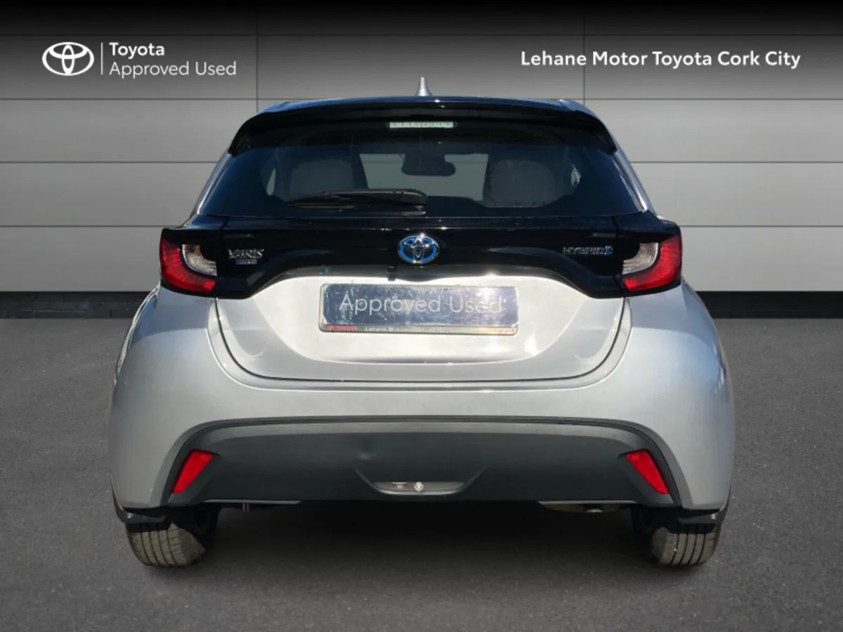 Toyota Yaris HYBRID LUNA 4DR AUTO - Image 4
