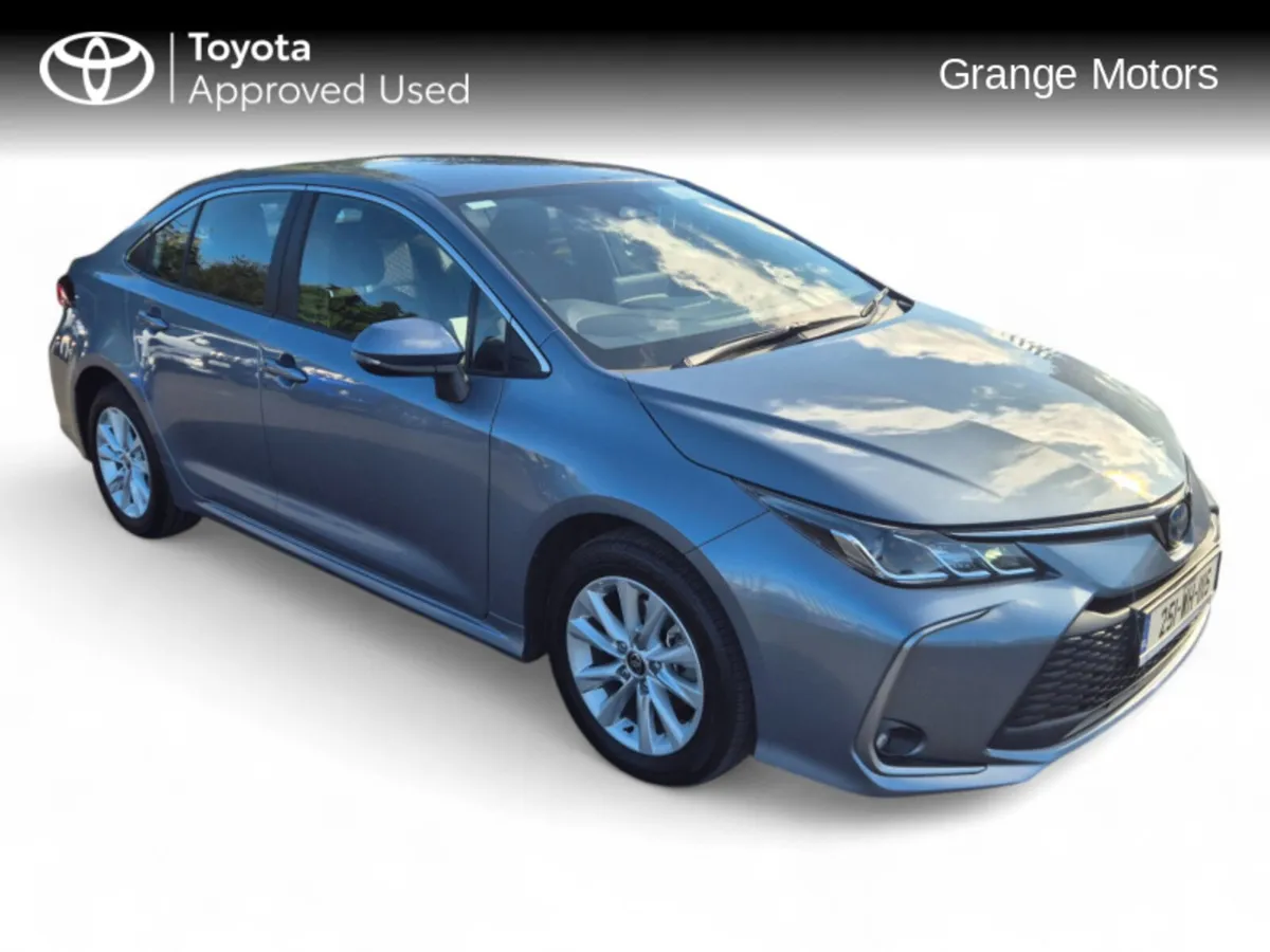 Toyota Corolla 1.8 HYBRID SALOON LUNA - Image 1