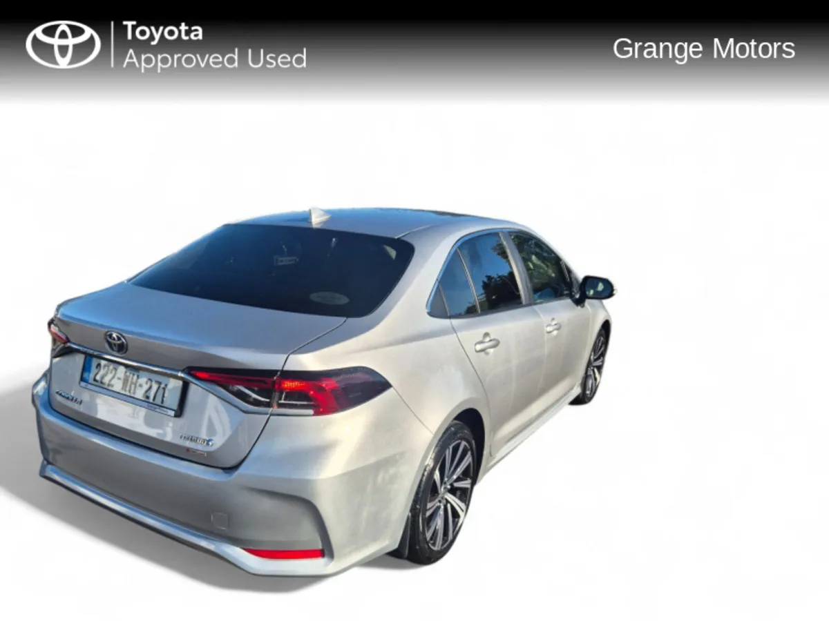Toyota Corolla 1.8 HYBRID LUNA SPORT SAL - Image 3