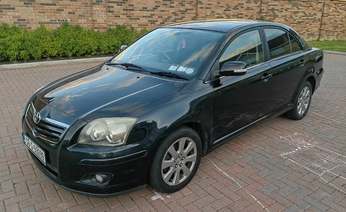 Toyota Avensis 2008 - Image 2