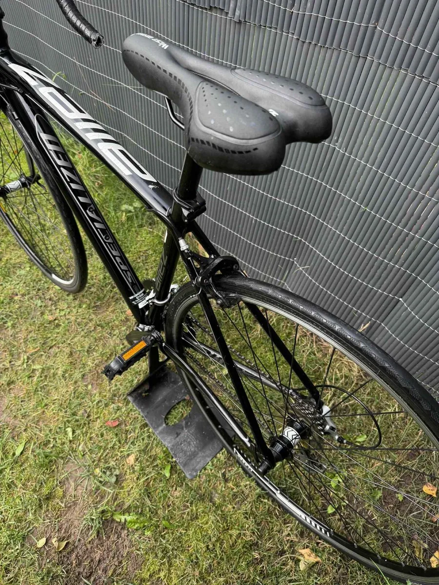 Specialized Road Bike - Image 4