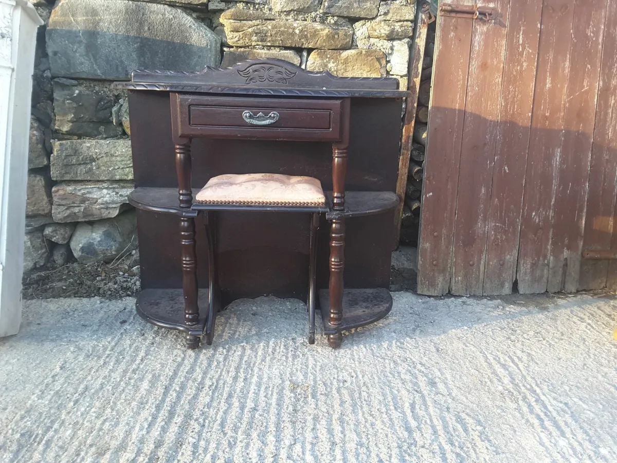 Household - Image 4