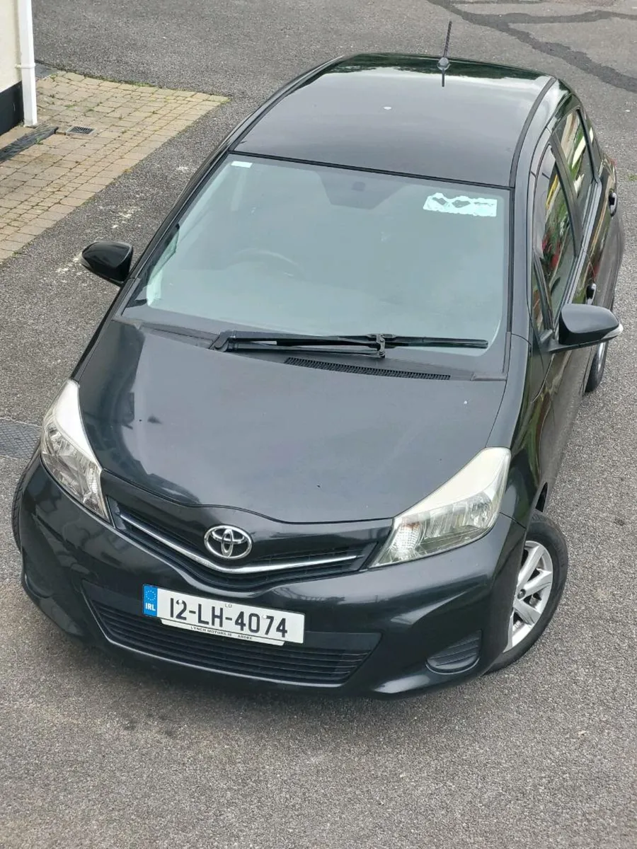 2012 YOYOTA YARIS - Image 2