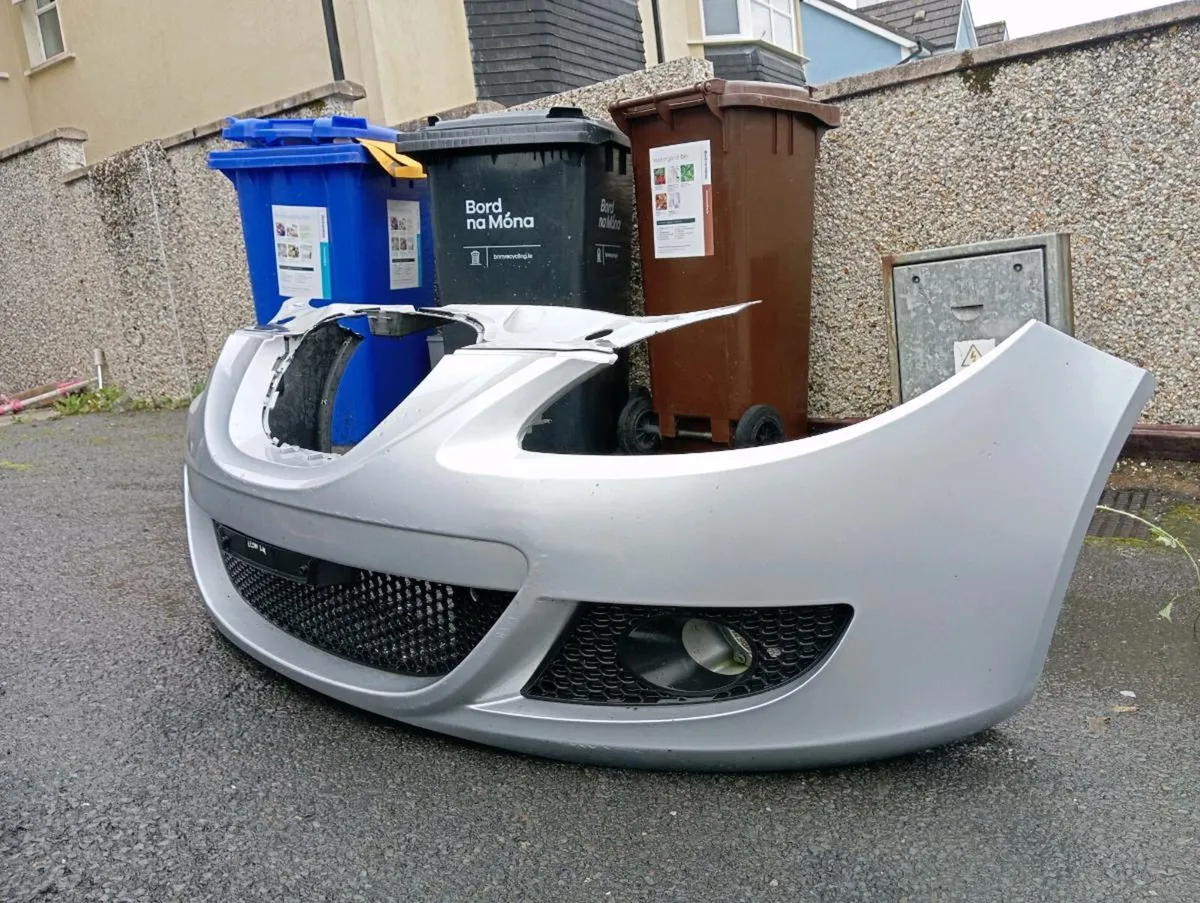 seat leon front bumper - Image 2