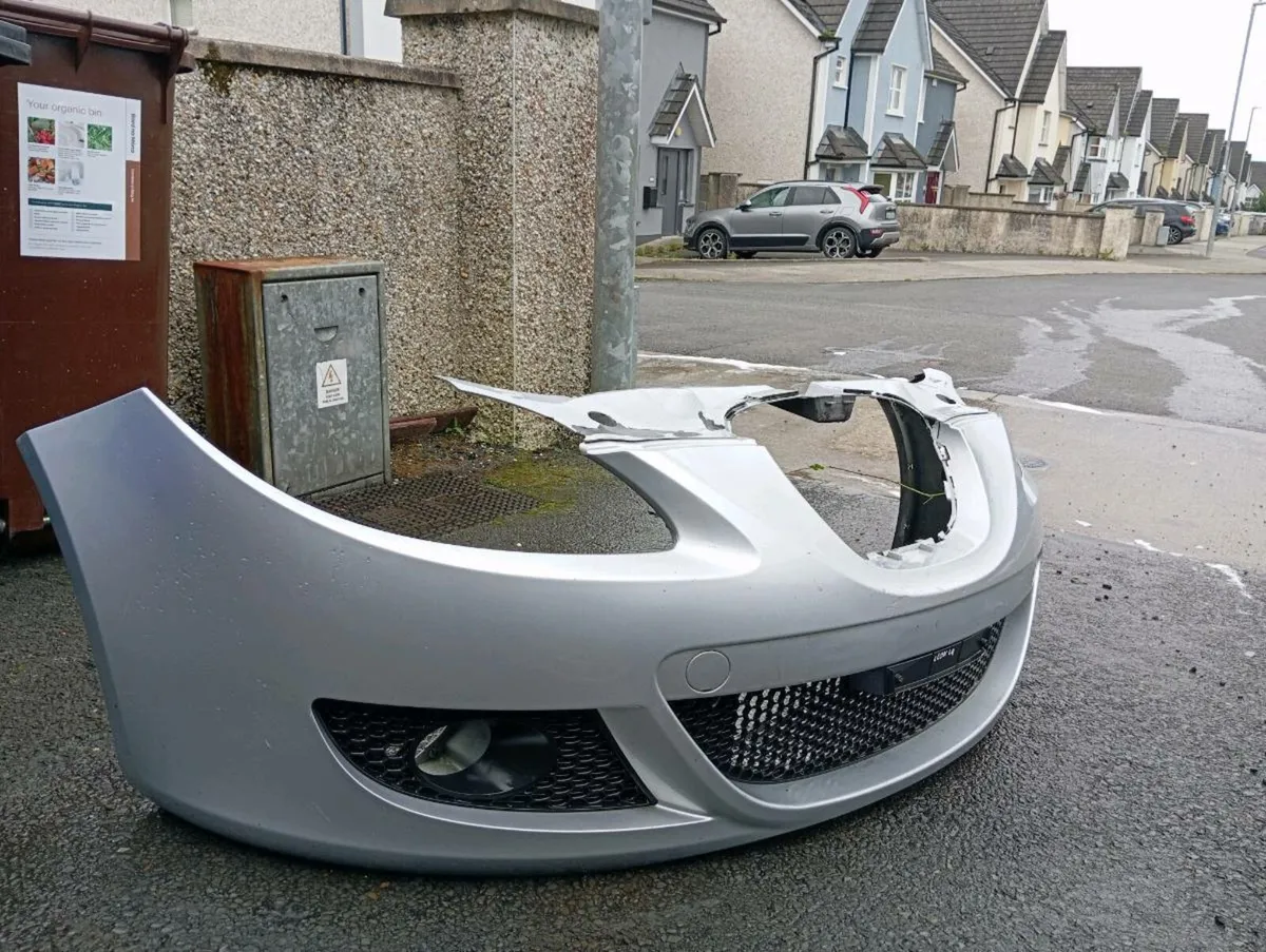 seat leon front bumper - Image 3
