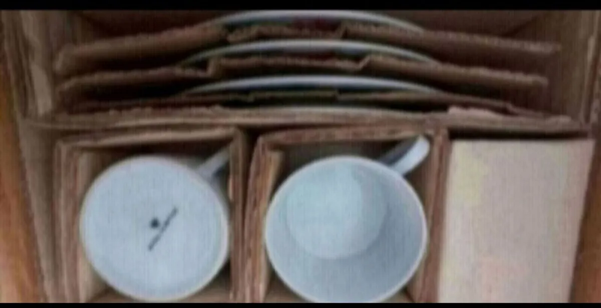 Dinner  X  4 PIECE SET - Image 2