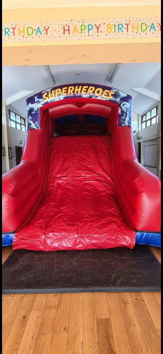 Bouncy castle - Image 4