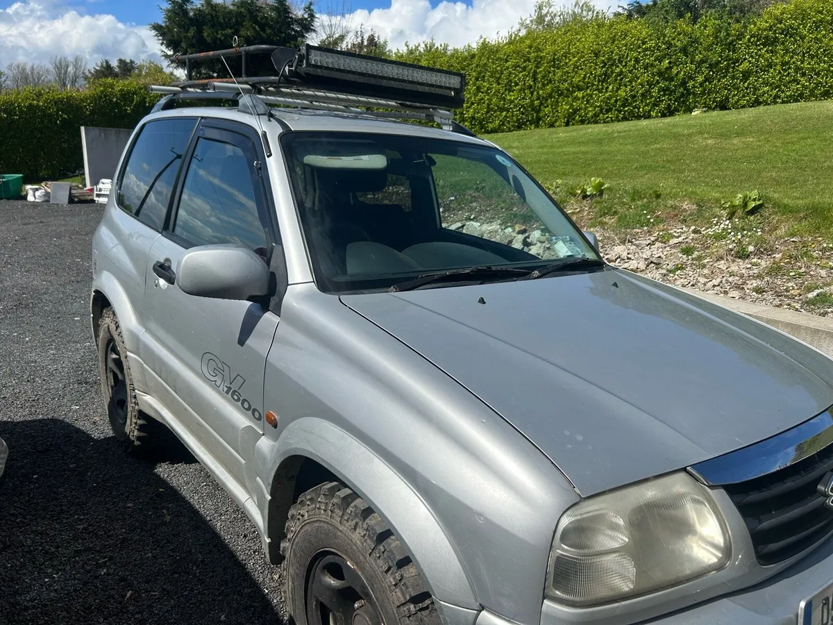Suzuki Vitara - Image 1