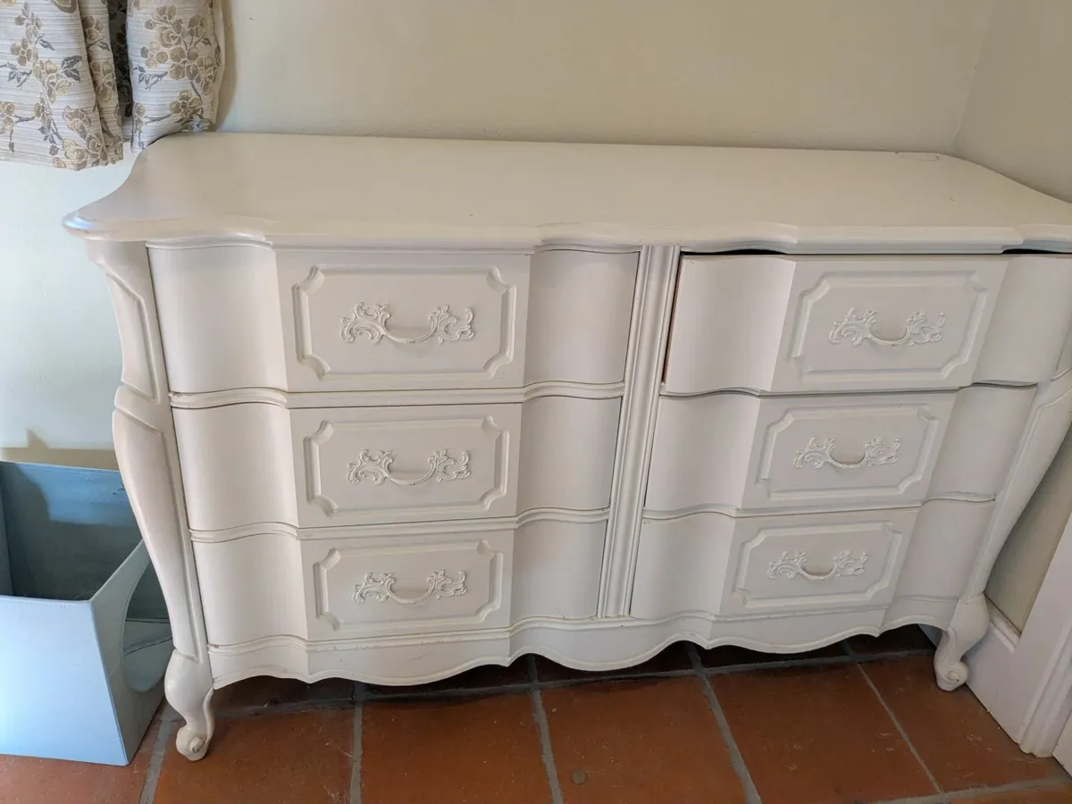 Antique white Dresser - Image 2