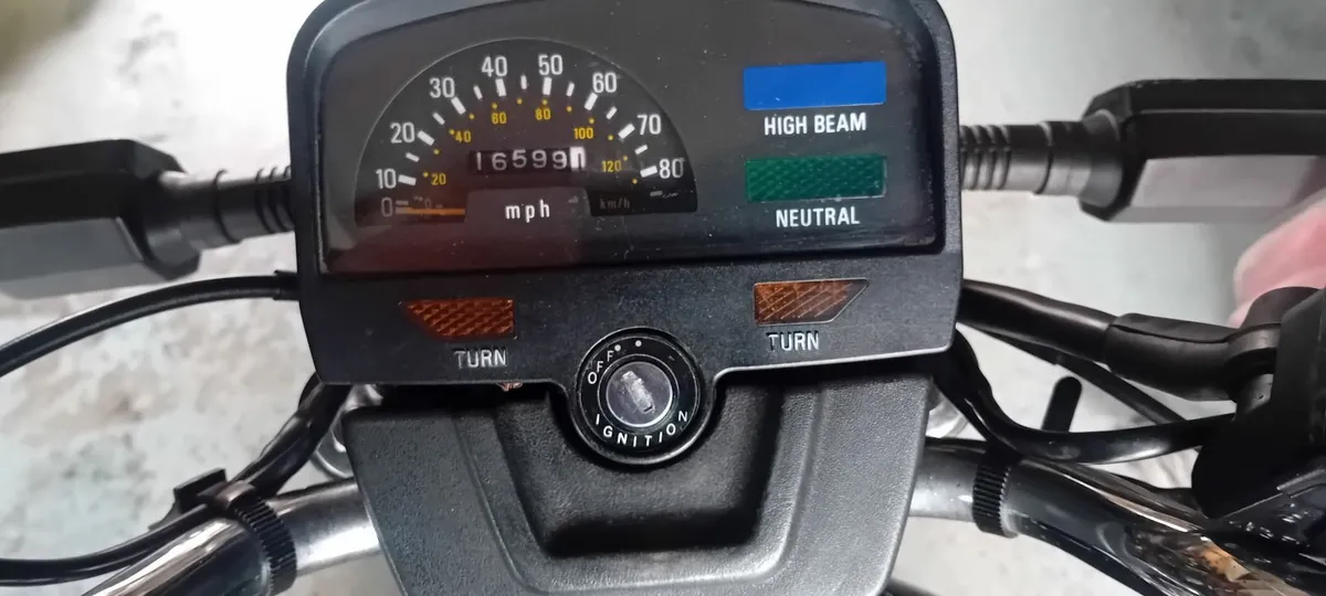 Yamaha SR 125 - Image 4