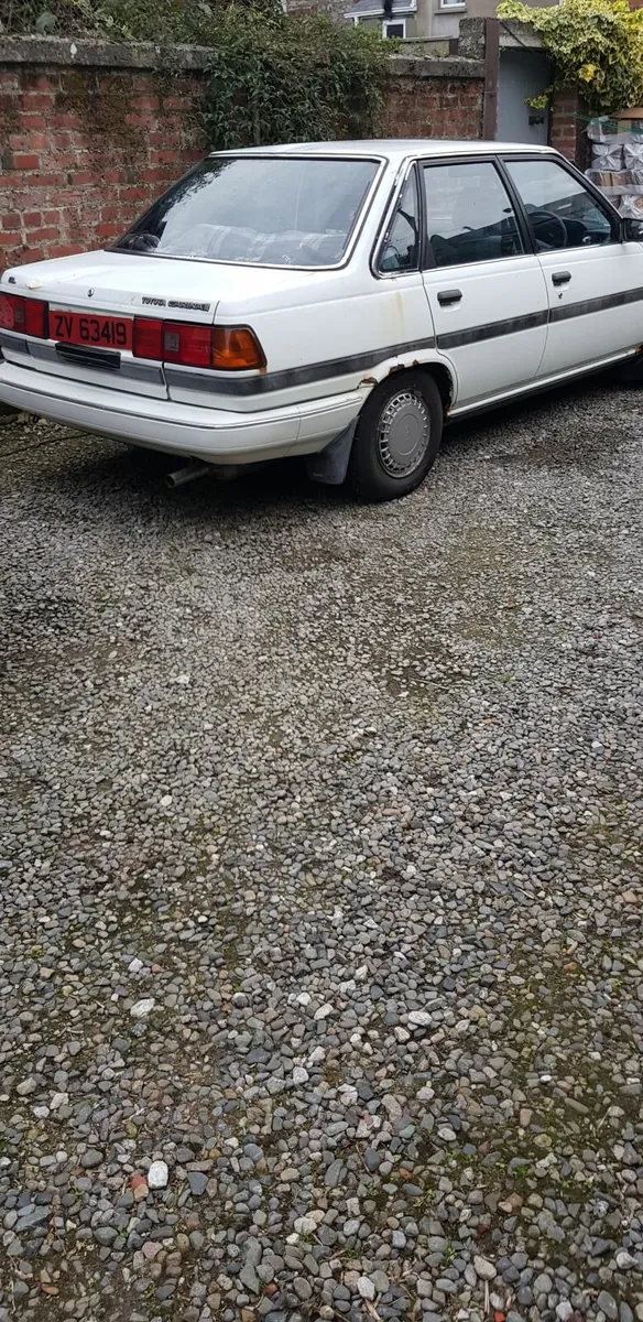1985 Toyota carina Only 17,000 miles! - Image 2