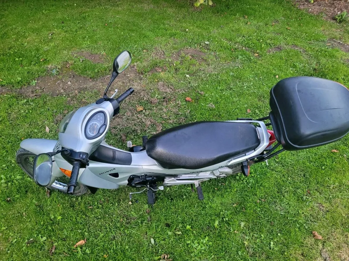 Honda Innova 125 - Image 2