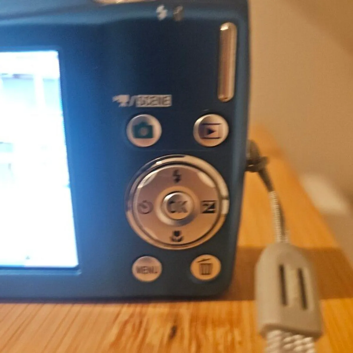Nikon coolpix camera - Image 3