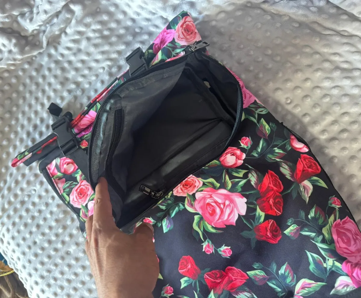 Flowers design backpack waterproof - Image 4