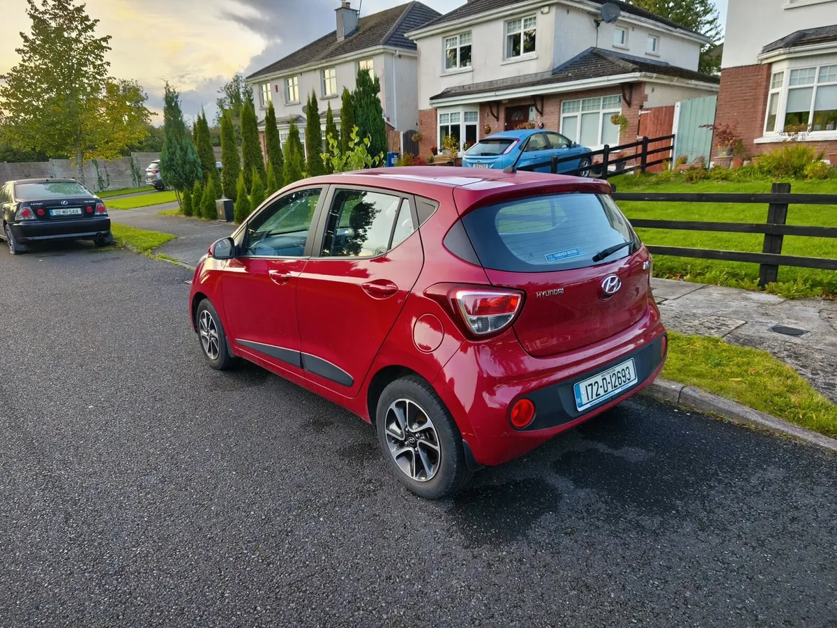Hyundai i10 1.0 PETROL DELUXE - Image 3