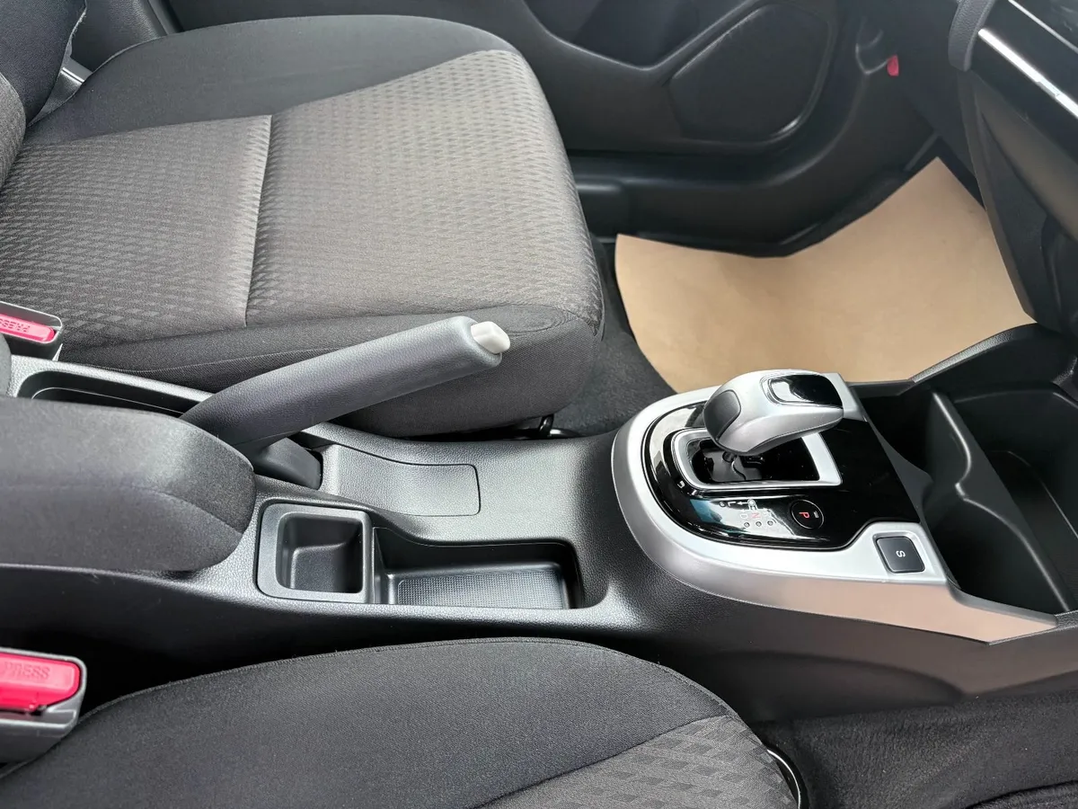 Honda Fit 2019 - Self Charging Hybrid - 60K KM - Image 3