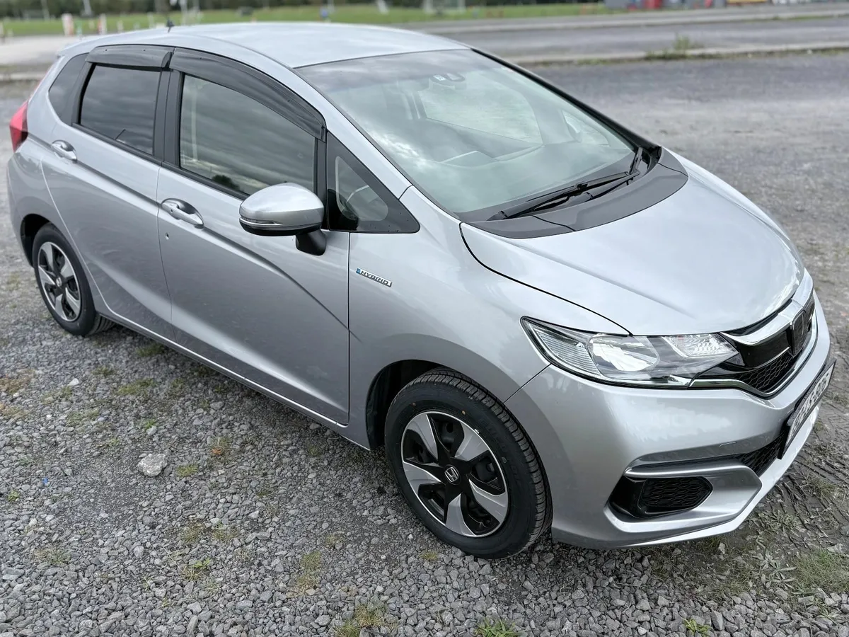 Honda Fit 2019 - Self Charging Hybrid - 60K KM - Image 4