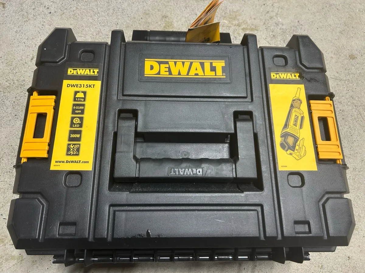 Dewalt Multi Tool - Image 1