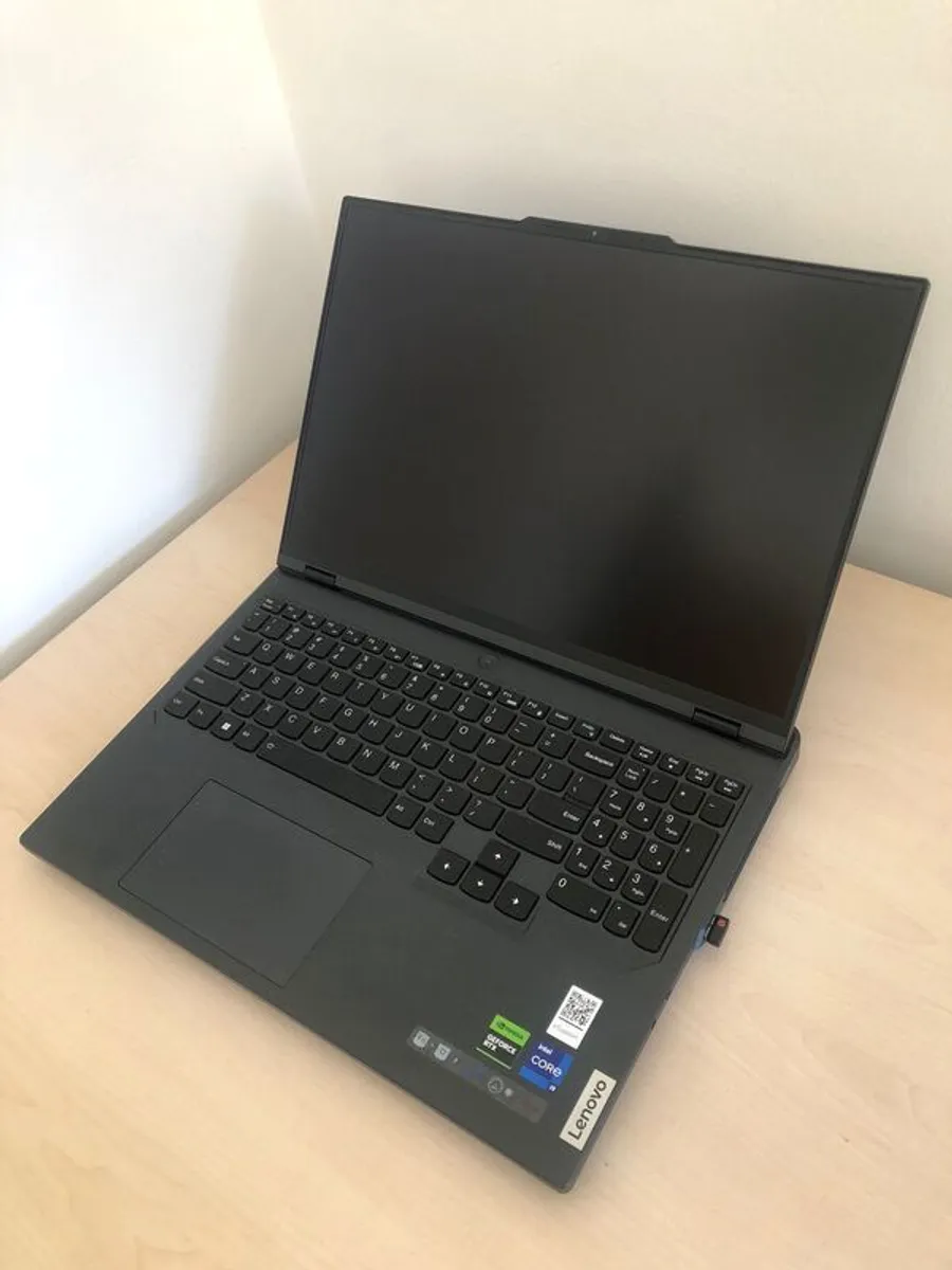 Legion Pro 5 16IRX8 - Image 2