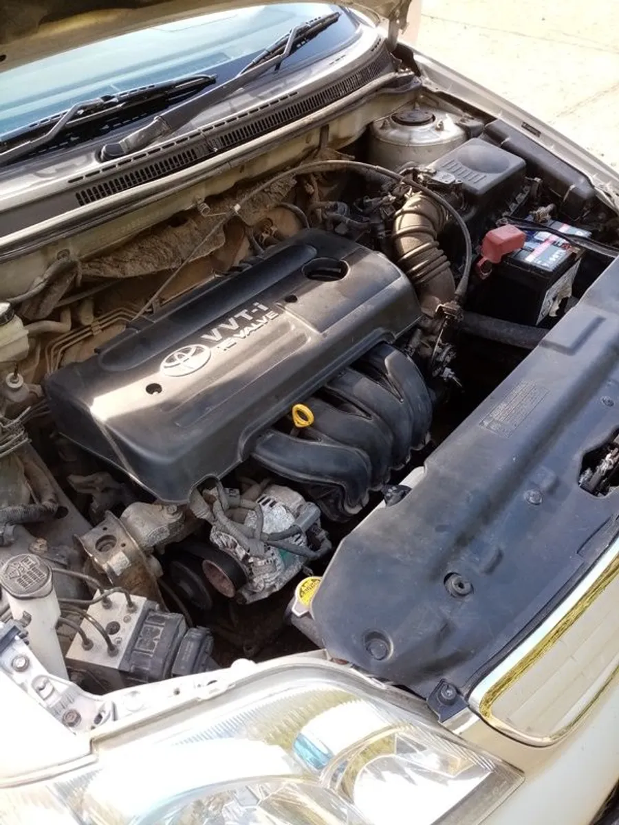 2006 Toyota Corolla - Image 2