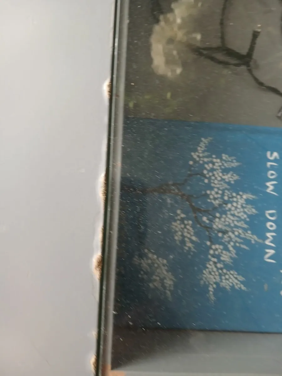 **free** Glass topped table - Image 2