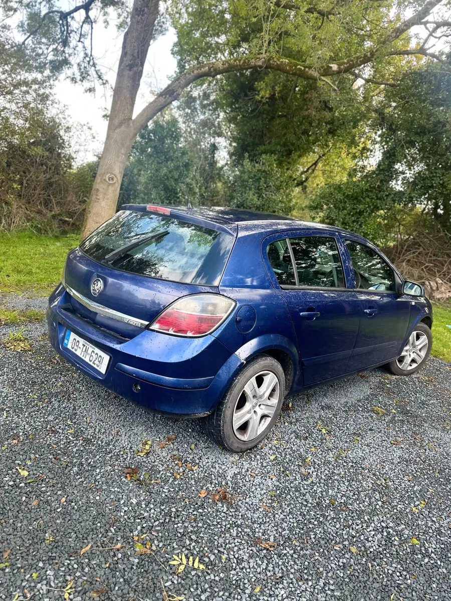 vauxhall astra 1.7d nct 03/26 tax 12/25 - Image 2