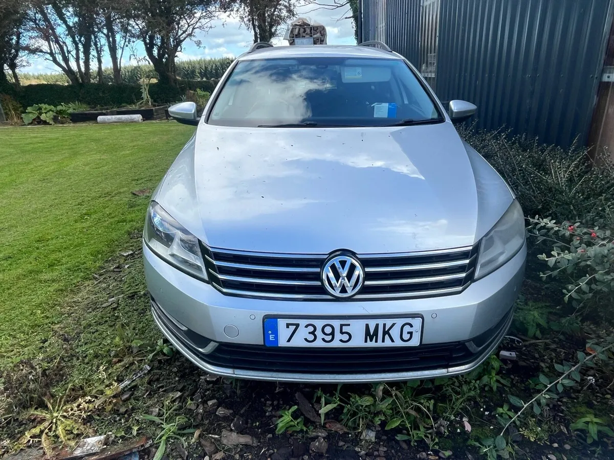 2012 Passat for breaking - Image 2