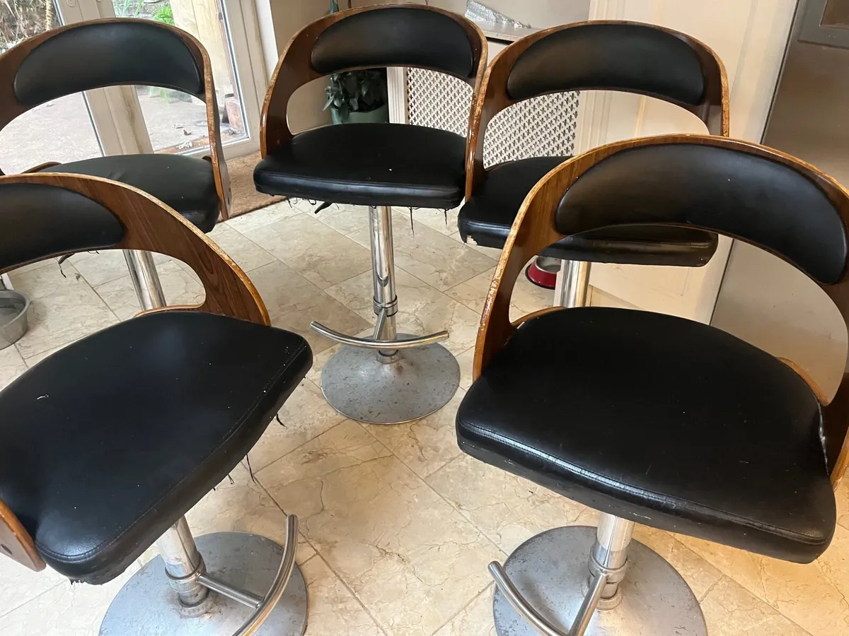 5 High stools - Image 1