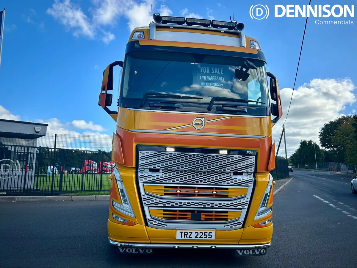 2022 Volvo FH540 6x2 Globetrotter XL - Image 3